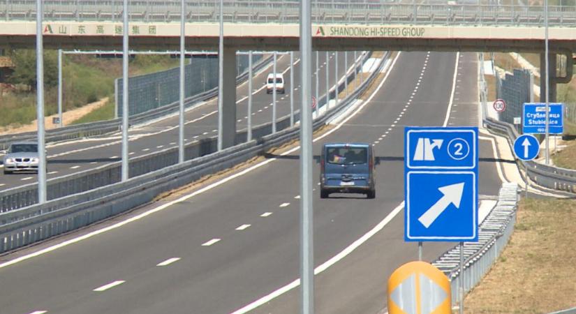 Alig adták át, már egymillió eurót költenek a Miloš Veliki autópálya javítására