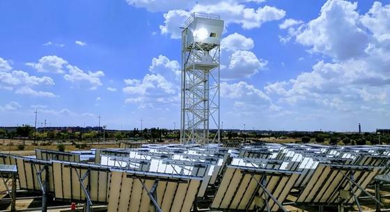 Ez a torony napfényből, szén-dioxidból és vízből állít elő üzemanyagot, óriási segítséget jelenthet