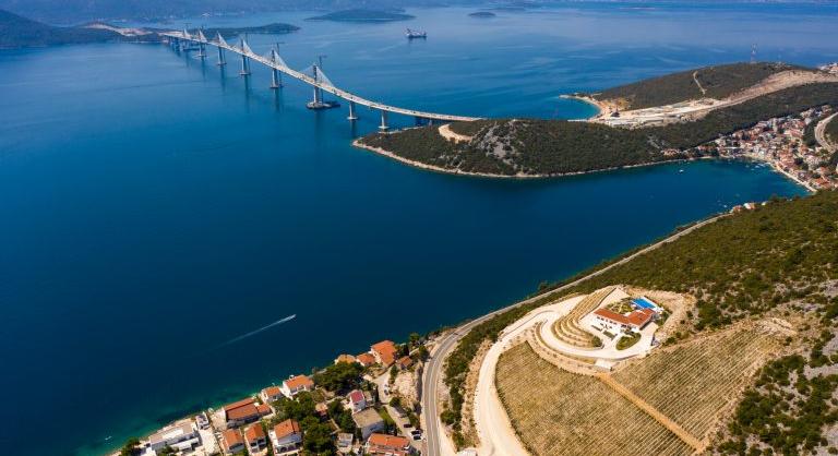 Horvátország új hídjának örülhetnek azok, akik autóval mennek nyaralni