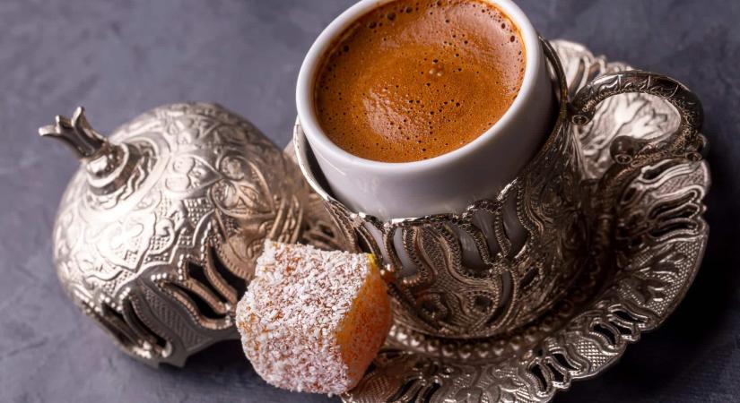 Habos-cukros finomság: így készül a török kávé