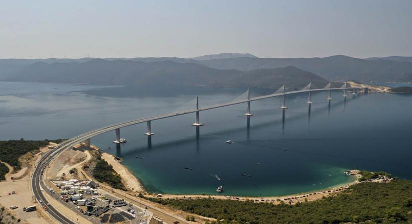 Utazás Horvátországba: Megnyitották a Peljesac hidat