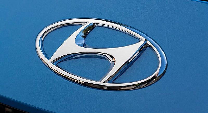 Holdkutatásba fektet a Hyundai és a Kia