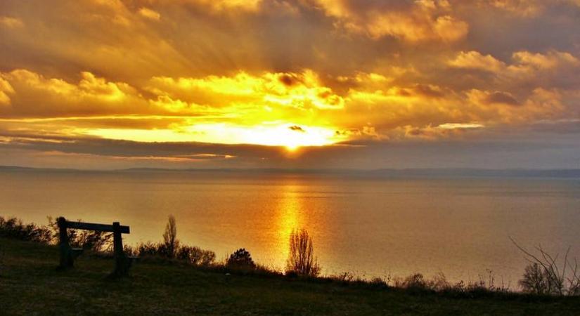 8 hely a Balatonnál, ahol csodás a naplemente: érdemes felvenni a bakancslistára őket