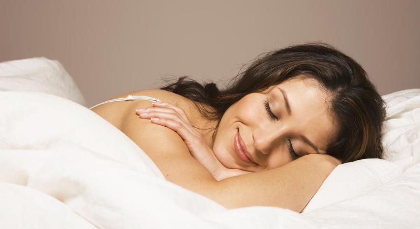6 tipp, hogy hőségben is jól aludhass