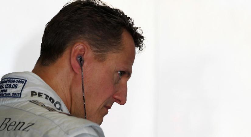 Egy díjátadón sírta el magát Michael Schumacher felesége, és bevallotta, hogy nagyon rossz állapotban van az egykori legenda