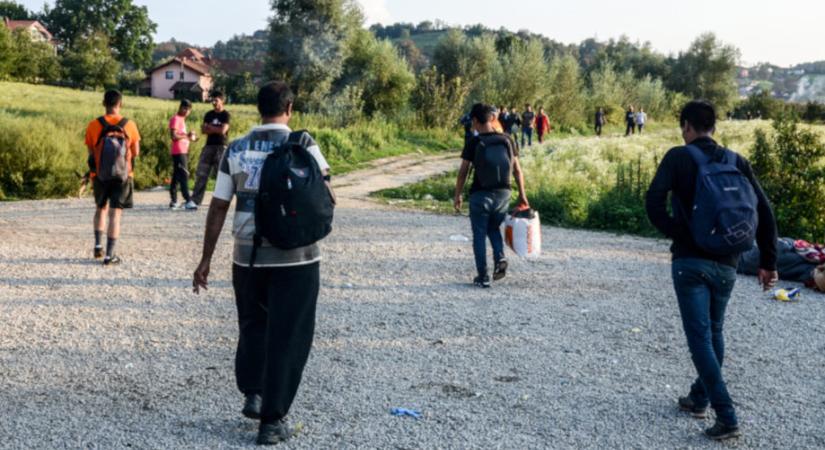 Bosznia-Hercegovina megkezdte az illegális migránsok hazatoloncolását