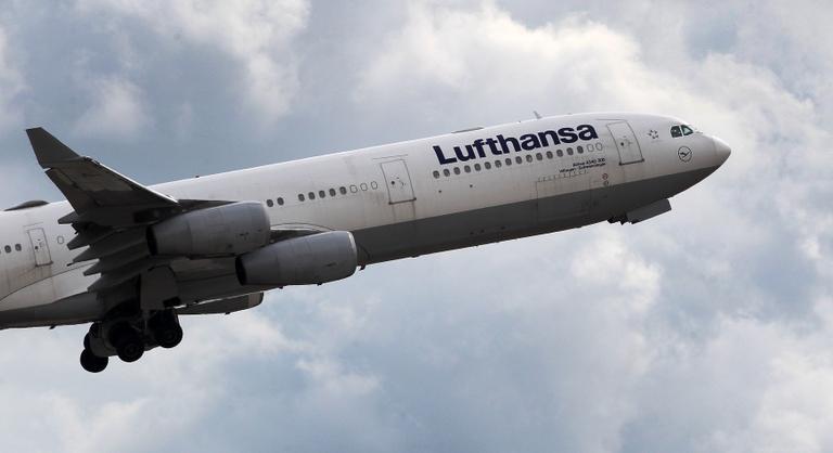 Közösen fejleszt fenntartható repülőgép-üzemanyagot a Lufthansa és a Shell