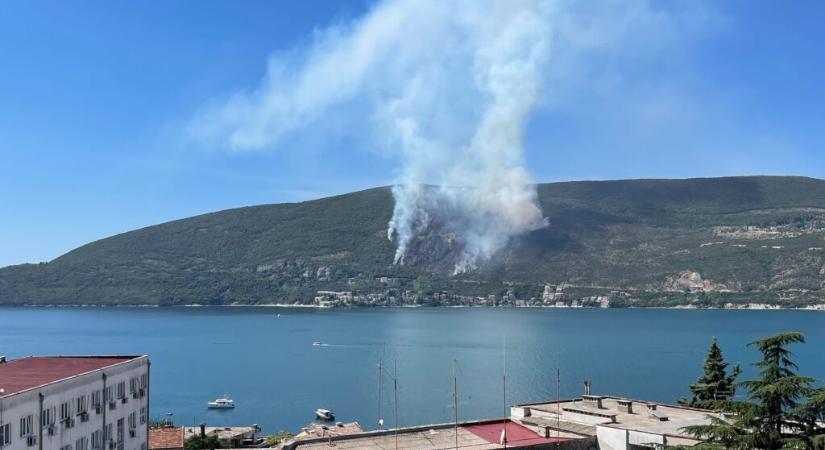 Kritikus a helyzet Herceg Noviban, detonációk hallatszódnak
