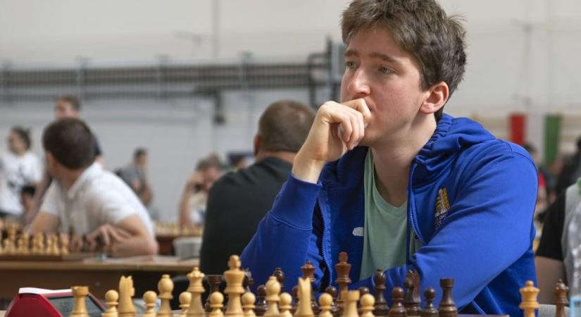 Az egri nagymester a válogatott után ment az indiai sakkolimpiára
