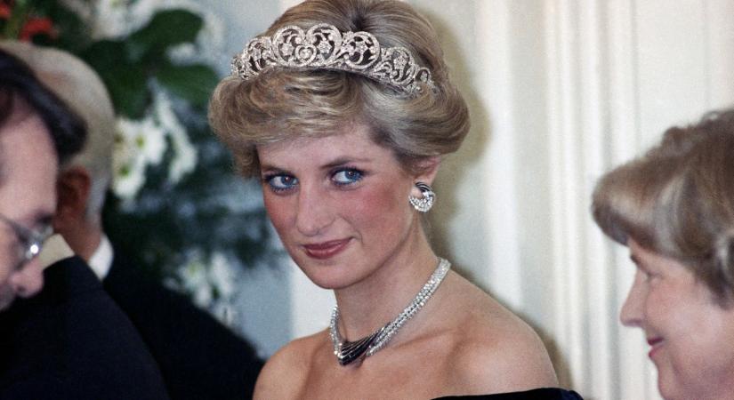 25 évvel a halála után eladó Diana hercegné Ford Escortja - Így néz ki ma - Fotók