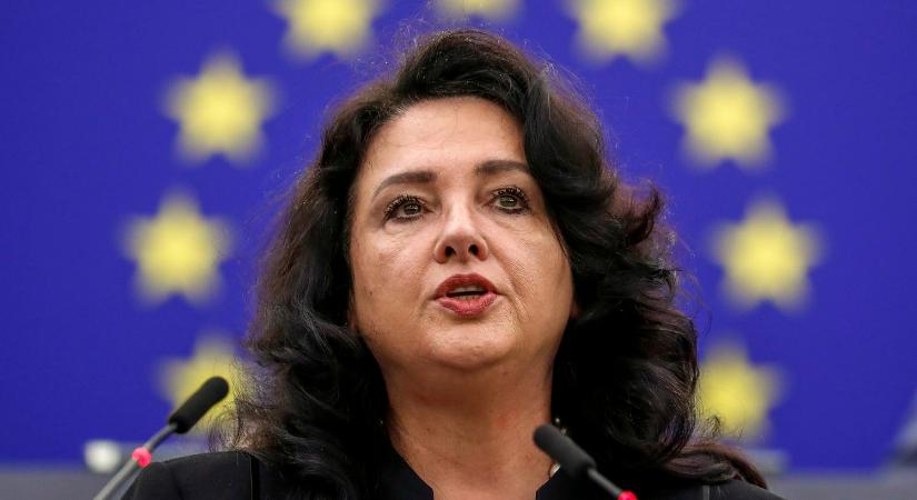 Az uniós biztos az ukrajnai romák befogadására szólította fel a tagállamokat