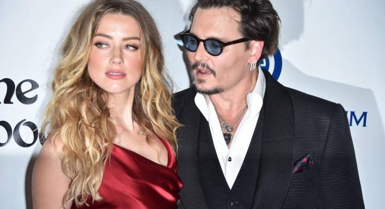 Minden eddiginél durvább vádak kerültek elő Johnny Depp és Amber Heard ügye kapcsán, merevedési zavarról és eszkort munkákról is szó esett