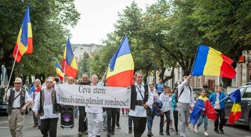 Színmagyar városban ünnepelték a román himnusz napját