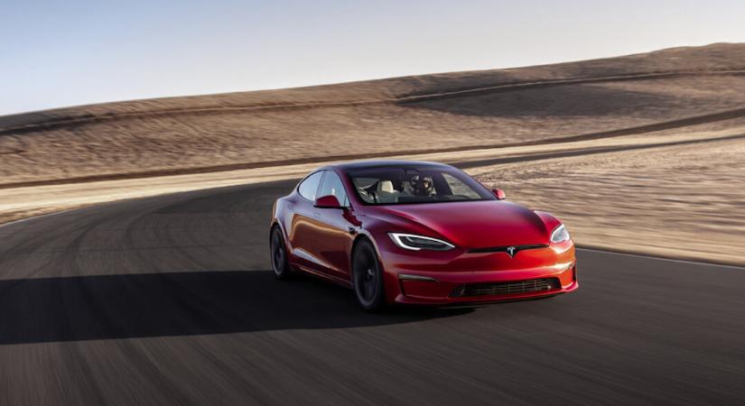 Hivatalos: Magyarországról is rendelhető a legerősebb Tesla