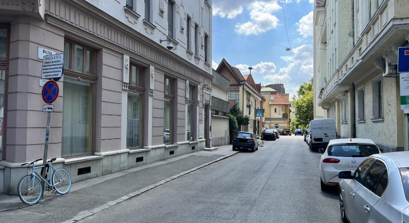 Gyors megoldás születhet a parkolási káosz megszüntetésre az Oroszlán utca környékén