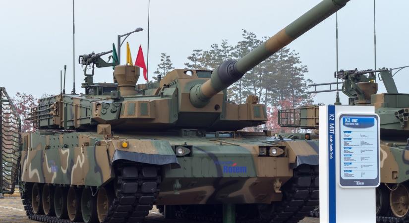 Bevásárolnak a lengyelek: 1000 K2 Black Panther harckocsit vesznek