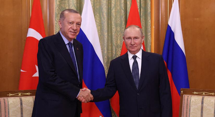 Putyin: Európa hálás lehet Erdogannak az orosz gáztranzitért