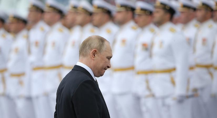 Oroszország új szankciókat vet ki a pénzügyi és energetikai szektorokra