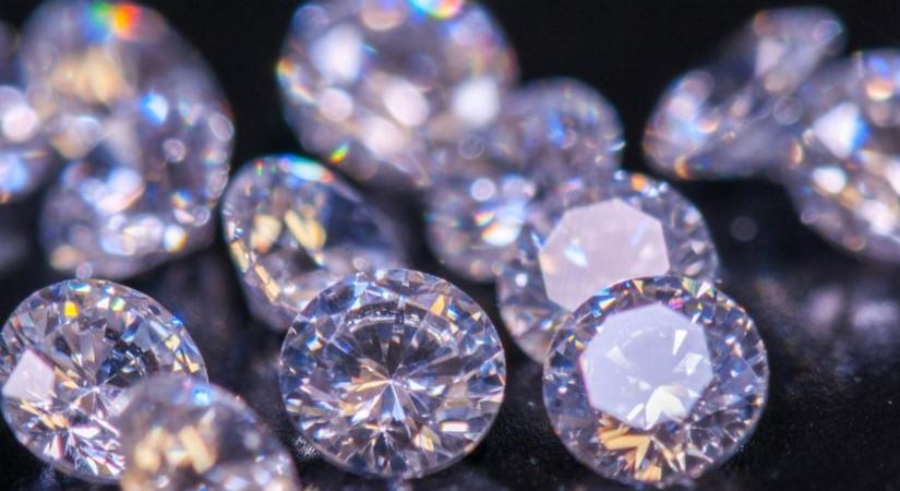 102 millió dolláros rózsaszín gyémántra bukkantak