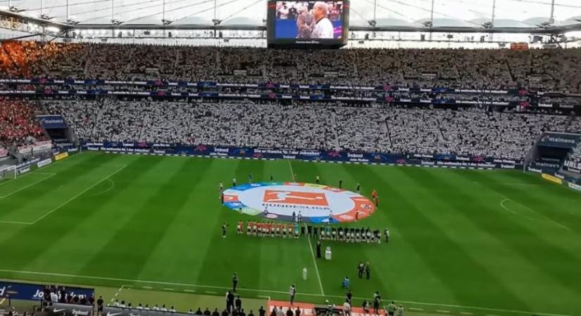Kifütyülték a német szurkolók a saját nemzeti himnuszukat a Bundesliga nyitányán (VIDEÓ)