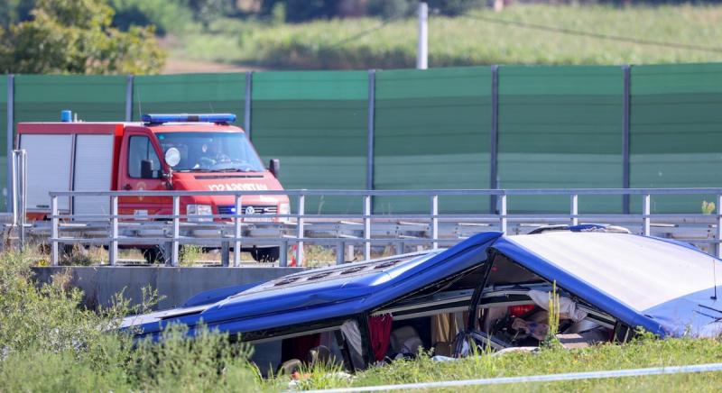 Már 12 áldozata van egy lengyel autóbusz horvátországi balesetének