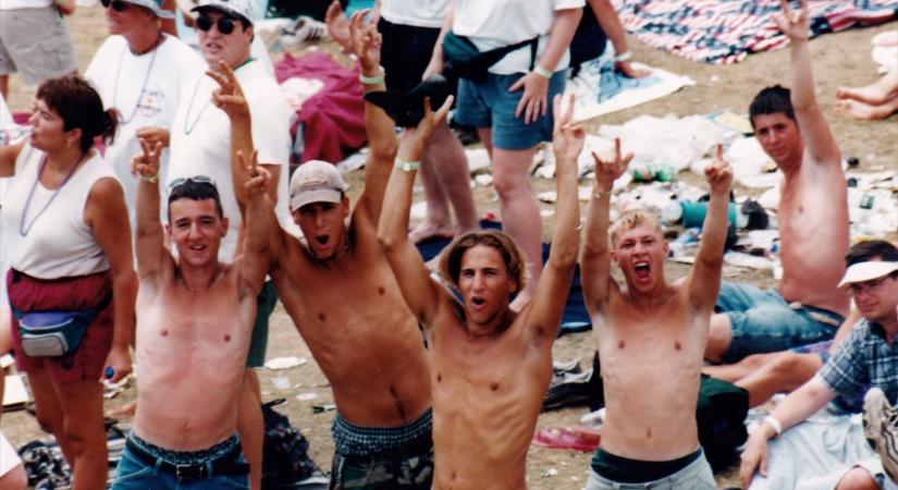 A Legyek Ura vált valóra a katasztrofális Woodstock ’99 fesztiválon
