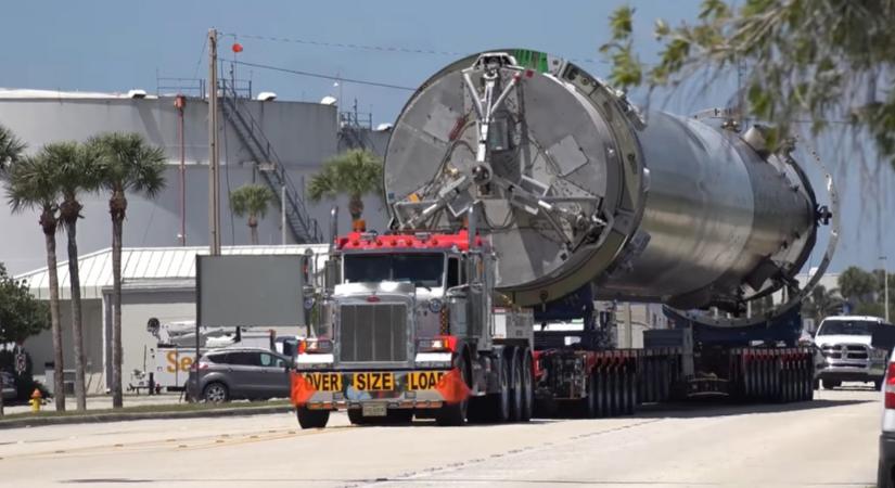Hídnak ütközött a SpaceX rakétája