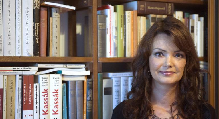 Lefordította Tóth Krisztina regényét angolra, rangos díjat kapott