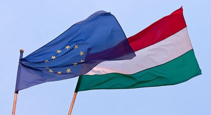 Mai kérdés – Egyetért-e Ön azzal, hogy az Országgyűlés alkosson törvényt Magyarország Európai Uniós tagsága iránti elkötelezettségéről?