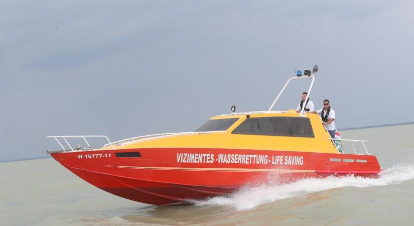 Ilyen veszélyes a strandolás? 11 embert mentettek ki szombaton a Balatonból