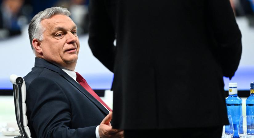 Péntek reggel nem mehetett nyaralni Orbán a honvédségi géppel, mert délután kormányülésen volt
