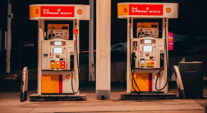 Zsiday a benzinárstopról, potenciális magyar hitelkrach, para Tajvanon
