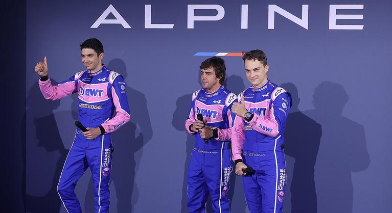 Alonso és Piastri az elmúlt évek legnagyobb balhéját hozta össze az F1-ben
