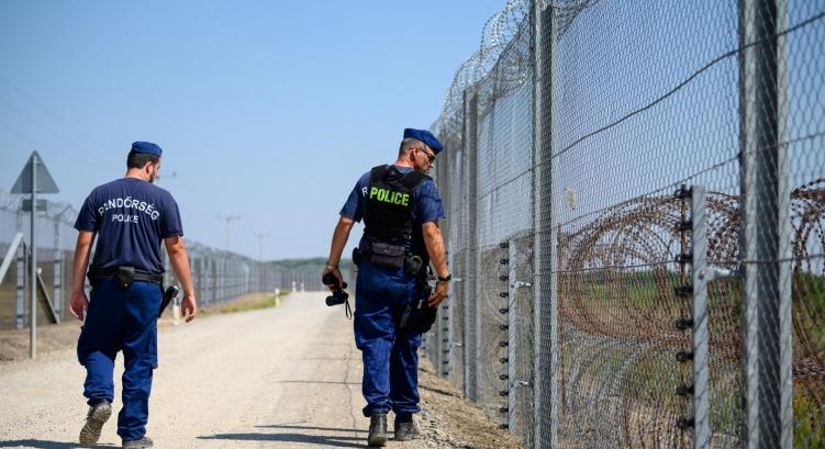 Több mint ezerötszáz határsértő ellen intézkedtek a rendőrök