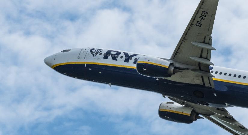 300 milliós bírságot kapott a Ryanair az extraprofit-különadó áthárítása miatt