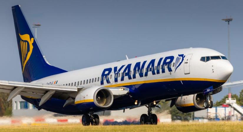 300 millió forintra büntették a Ryanairt az extraprofitadó áthárítása miatt