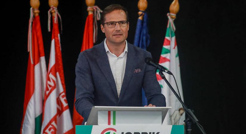 Akcióban a kormány bábellenzéke: a Jobbik is népszavazást kezdeményez Magyarország EU-tagságának megerősítéséről
