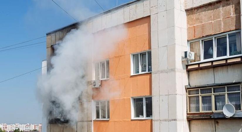Füst szállt fel a csabai kórház ablakából, Kétegyházán pedig két család esett egymásnak
