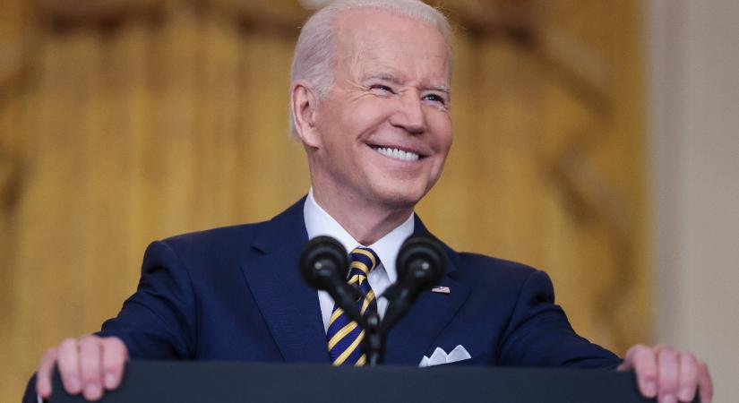 Elfogadták Biden félbillió dolláros törvénycsomagját Amerikában