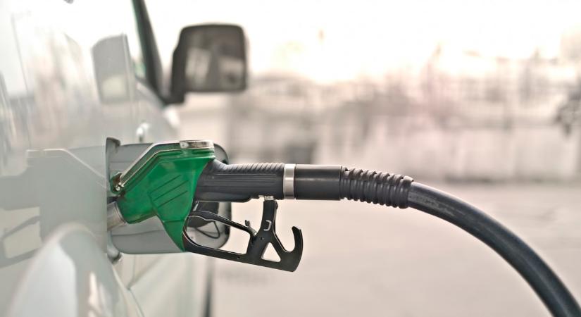 Hatalmas meglepetés a magyar kutakon: így alakulnak a piaci üzemanyagárak szerdától