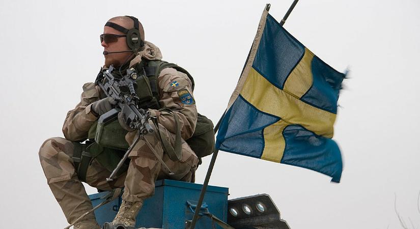 Svédország oktatókat küld Nagy-Britanniába az ukrán hadsereg kiképzésére