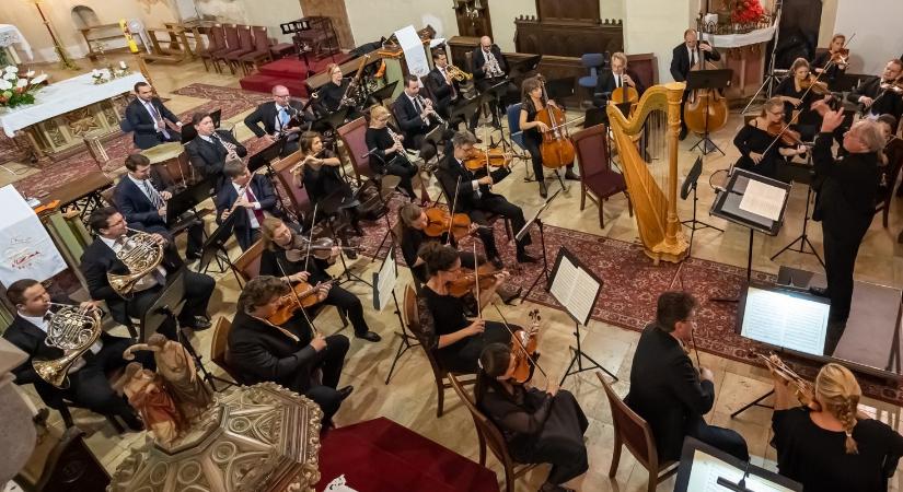 Mozart Planet program a Balatonnál koncertsorozat keretében