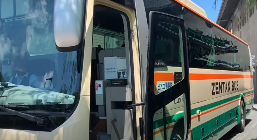 Ilyen egy japán busz rejtett luxuskabinja