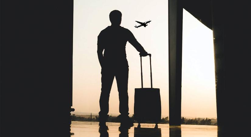 Az American Airlines törölte járatát, és sikeresen elvesztette a férfi poggyászát úgy, hogy az el sem hagyta a repteret