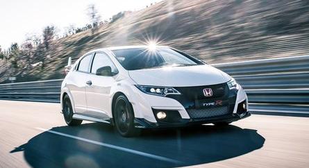 Hamarosan jön a Honda Civic Type R plug-in hibrid?