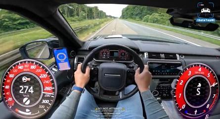 Videón, ahogy a Range Rover Sport SVR 270 km/h felett száguld az Autobahnon
