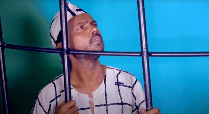Rendőrök vitték el hamis hangja miatt a bangladeshi énekest
