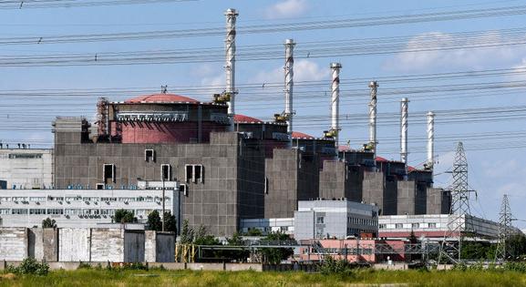 Fegyvermentes övezetet kérnek a zaporizzsjai erőműnél