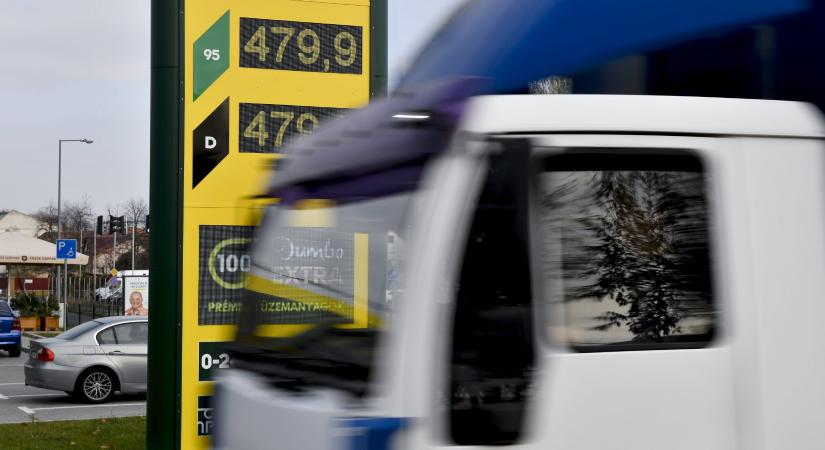Az üzemanyagárstop nélkül 18 százalék lenne az infláció