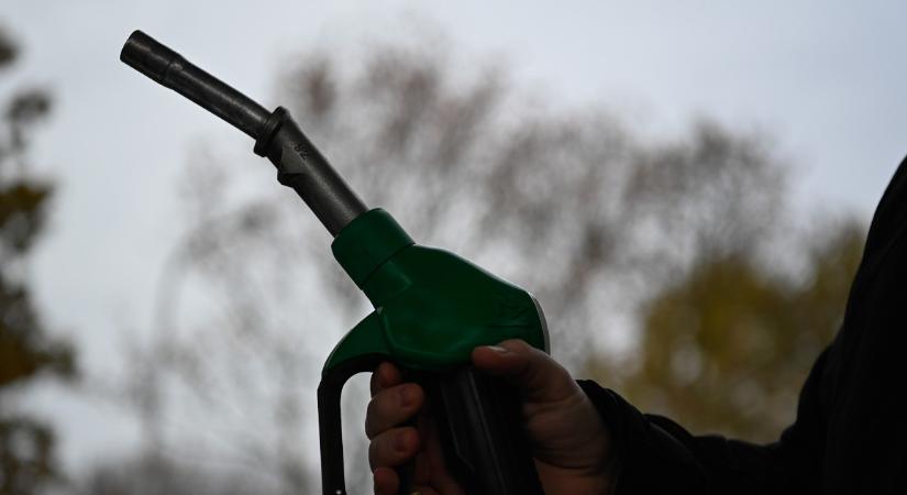 Egyre kaotikusabban működik a hiánygazdaság a benzinkutakon